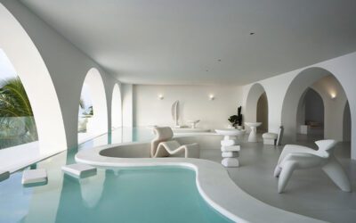 A Seaside Hotel Connects Guests with Nature in Sanya