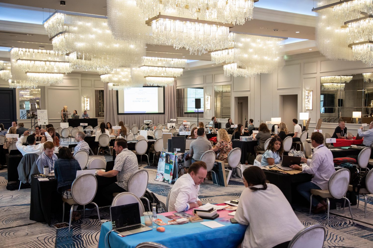 Boutique Design Match 2022, slide 2