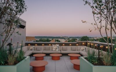 Colonial Revival Architecture Defines Hotel Heron