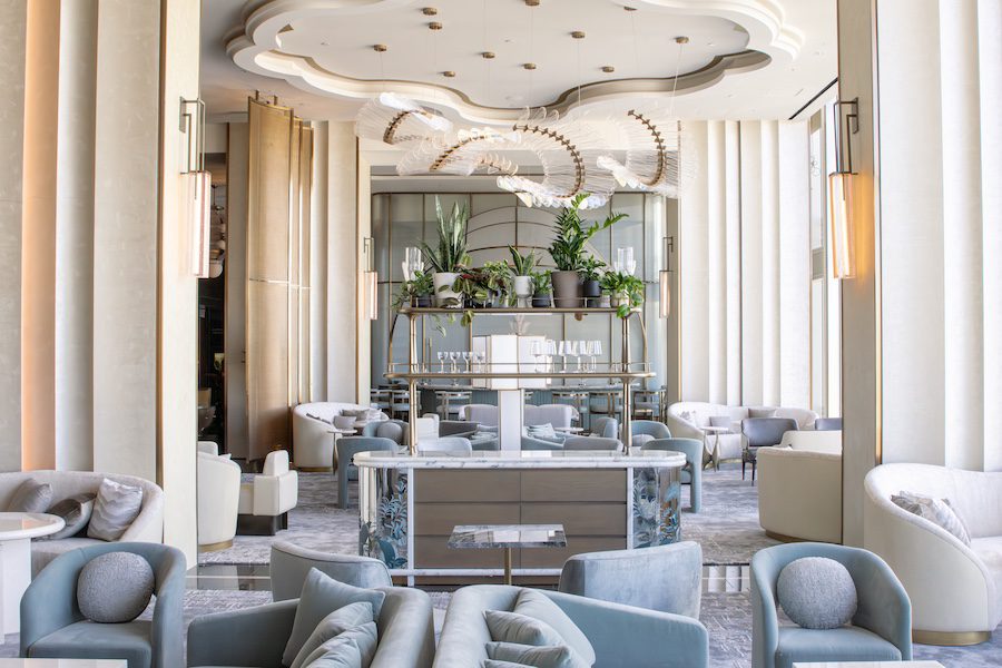 Waldorf Astoria Las Vegas Peacock Alley white palette light blue bar stools art deco
