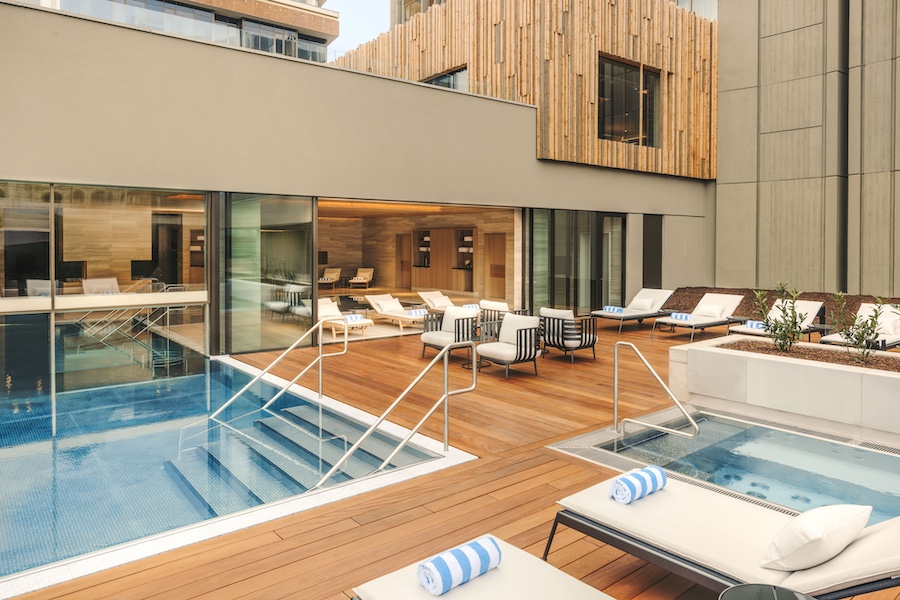 Fairmont Golden Prague Spa & Wellness pool sun loungers