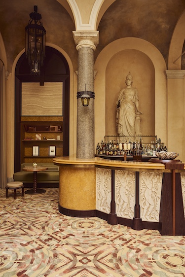 Orient Express La Minerva first hotel rome bar statue arched wall niche columns