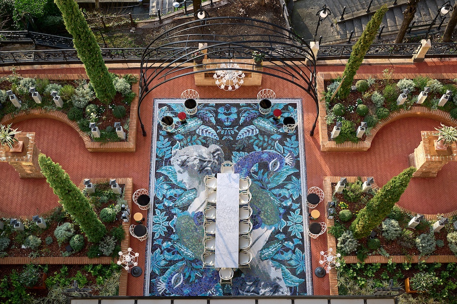 Nuvole Garden Hotel lake como italy courtyard arch communal table
