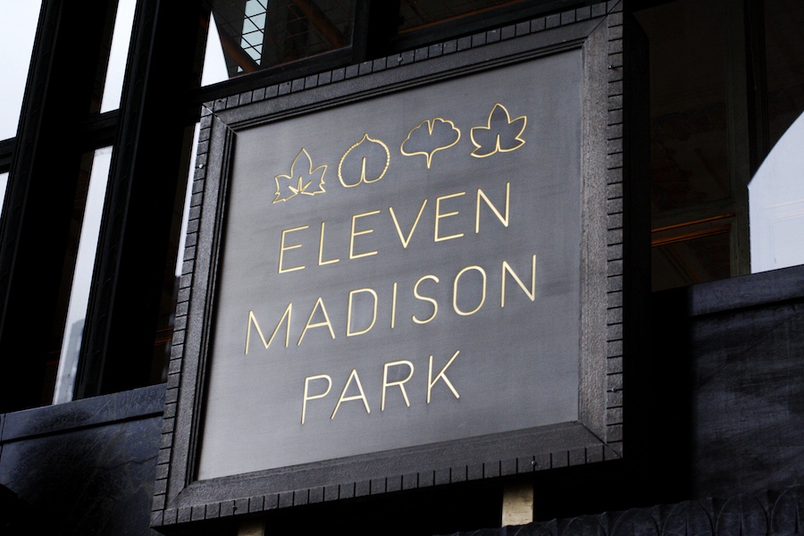 eleven madison park new york restaurant sign