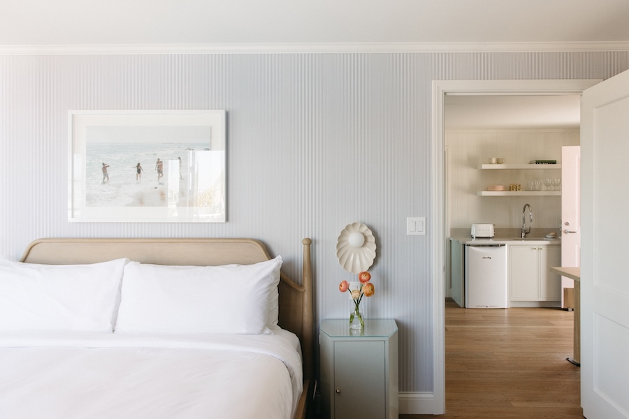 Bay Shores Hotel newport beach california coastal design guestroom bed