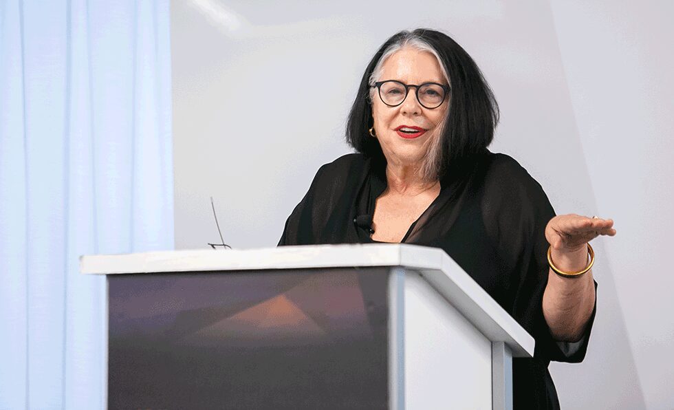 HD Elevate 2019, slide 1