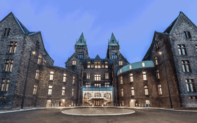 Hotel Henry